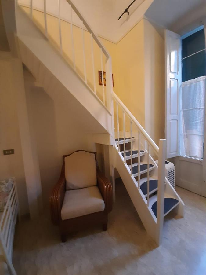 Holiday House Nel Cuore Di Бари Экстерьер фото