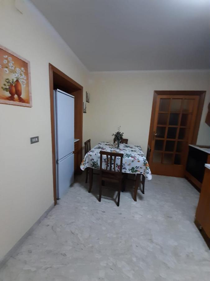 Holiday House Nel Cuore Di Бари Экстерьер фото