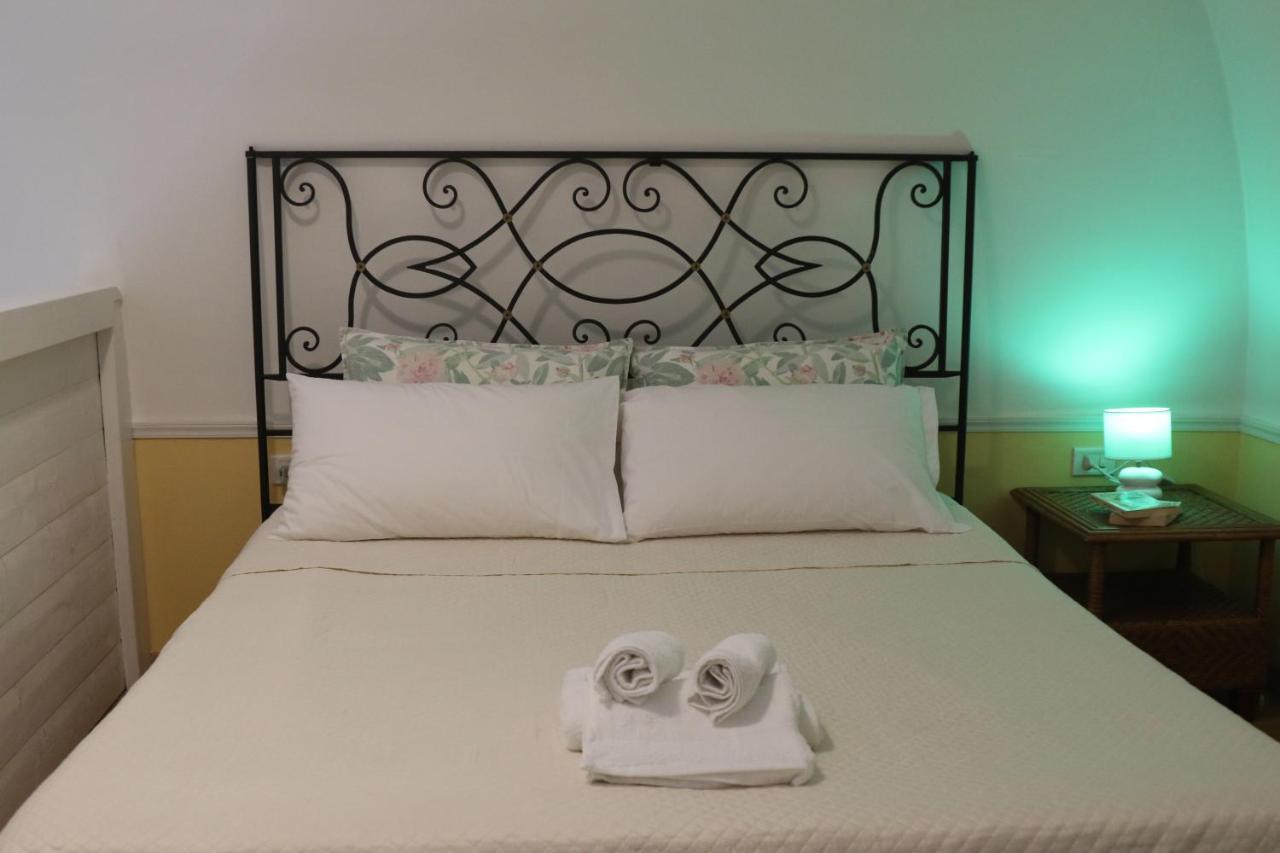 Holiday House Nel Cuore Di Бари Экстерьер фото